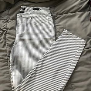 Ladies pants size 12. NWOT
